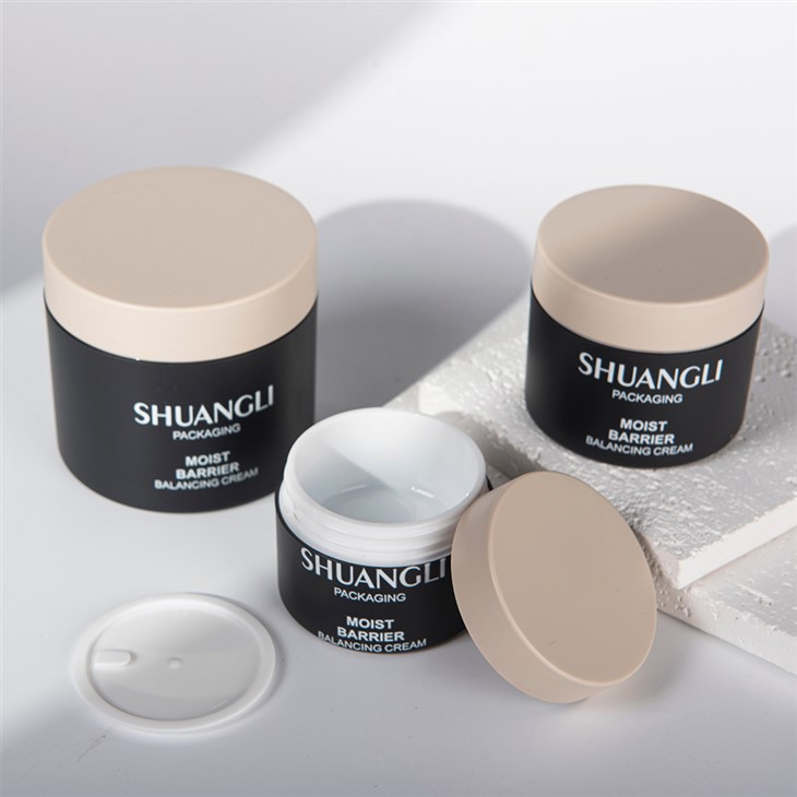 Balang Krim Plastik Berkilat